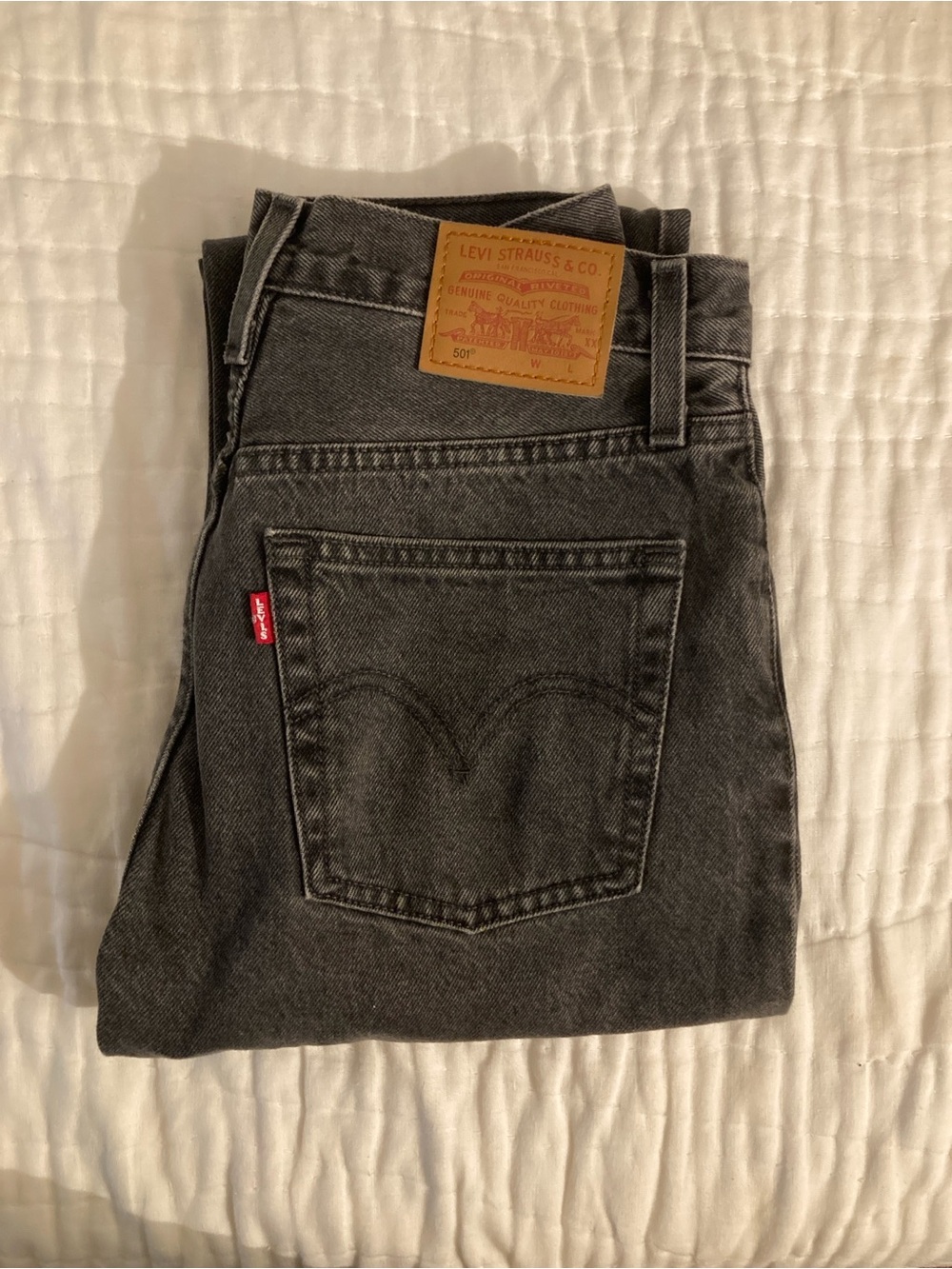 Levi’s 501 Original Jeans - Picture 2 of 8